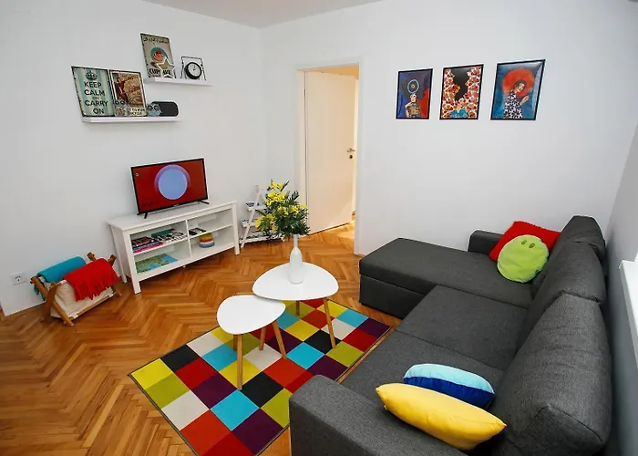 Lägenhet Suzy's Place Pula